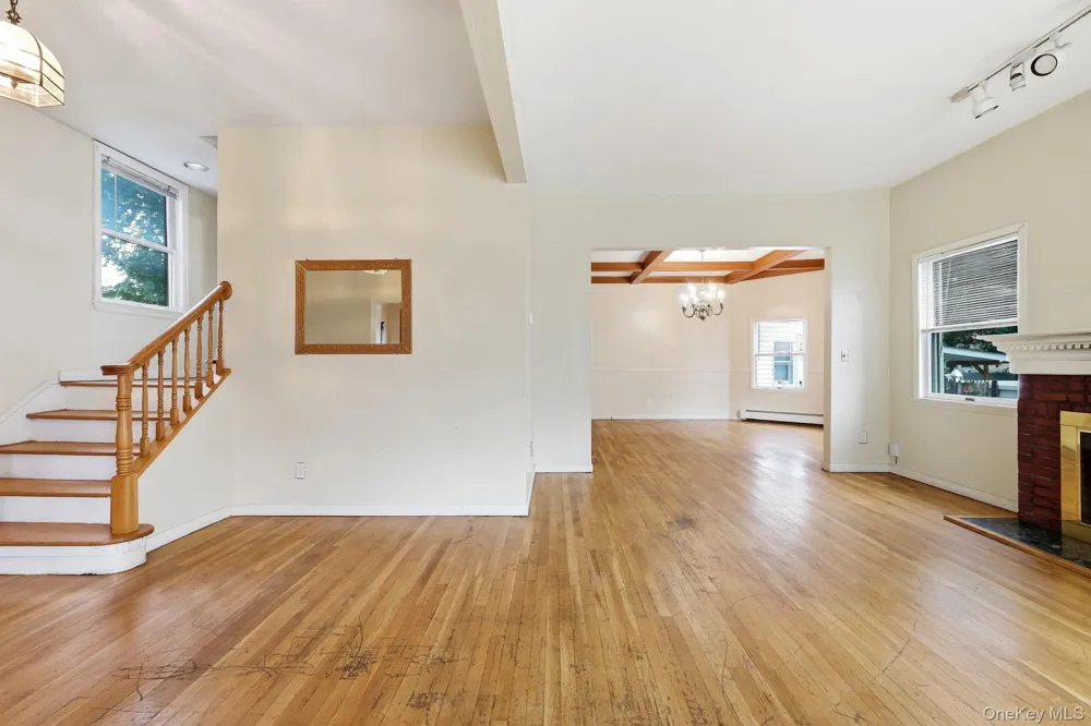 105 Corona Avenue Valley Stream, NY 11580