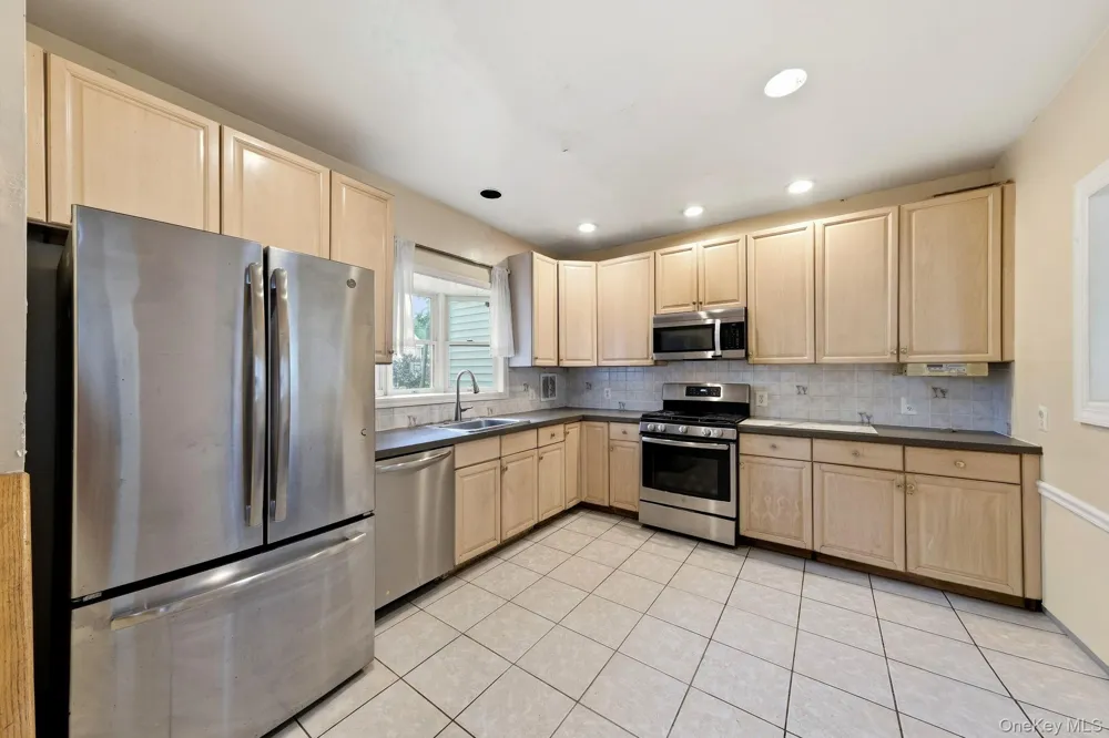 105 Corona Avenue Valley Stream, NY 11580