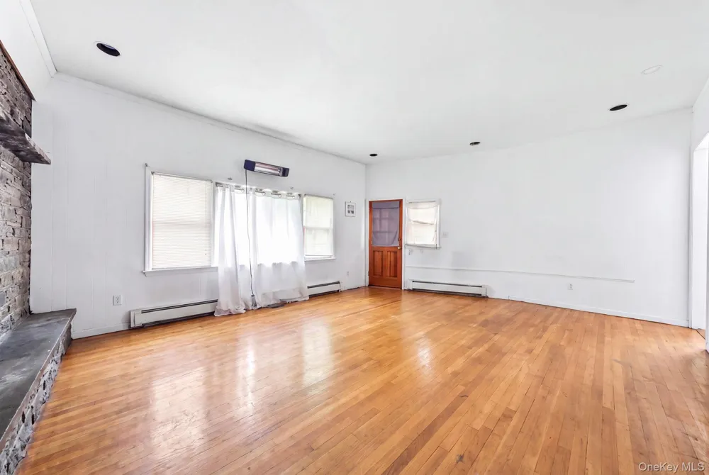 105 Corona Avenue Valley Stream, NY 11580