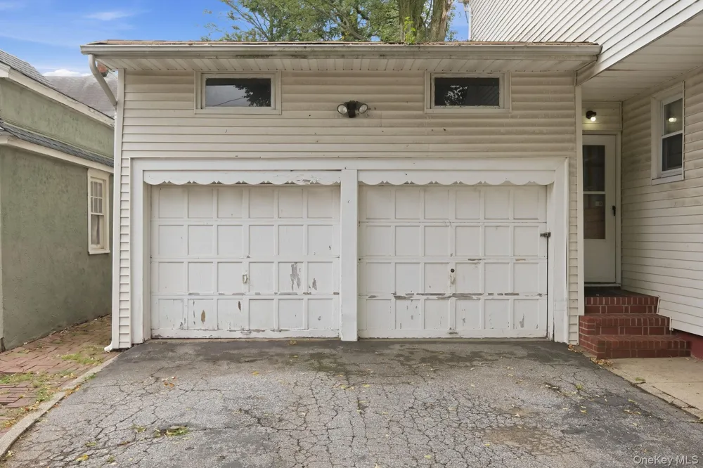 105 Corona Avenue Valley Stream, NY 11580