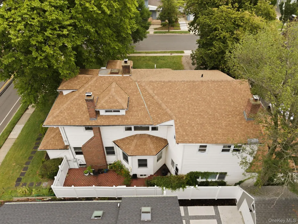 105 Corona Avenue Valley Stream, NY 11580