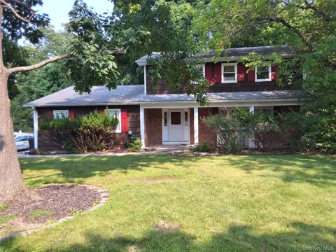 6 Strathmore Drive
