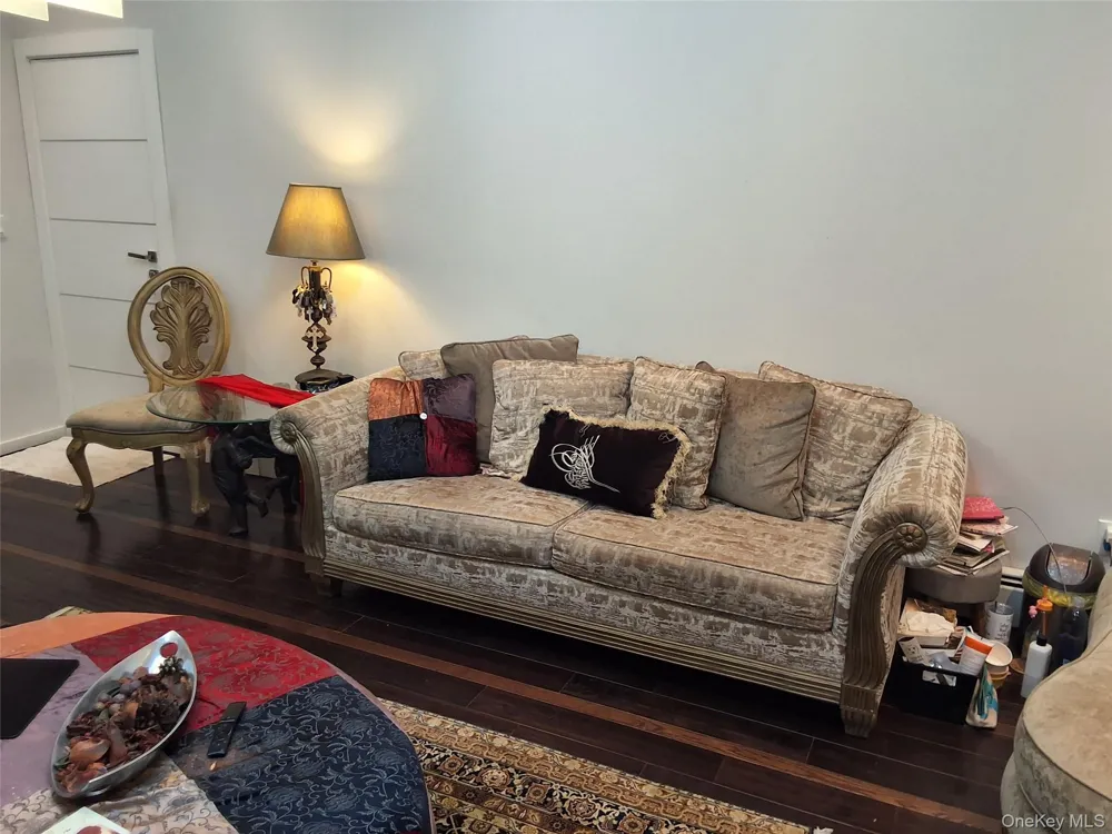 6 Strathmore Drive New City, NY 10956