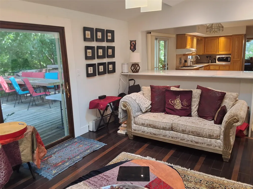 6 Strathmore Drive New City, NY 10956