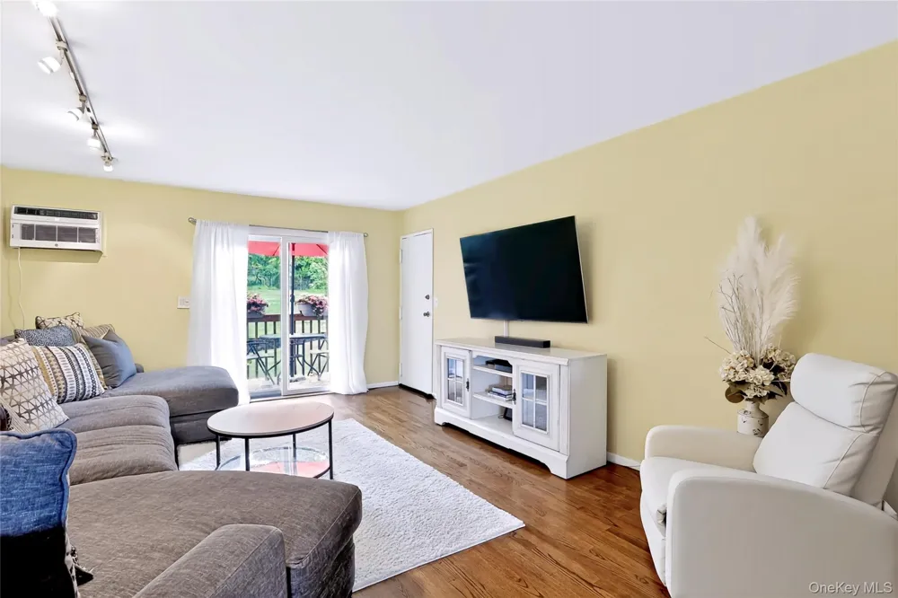 14 Crescent Drive #55 Thiells, NY 10984