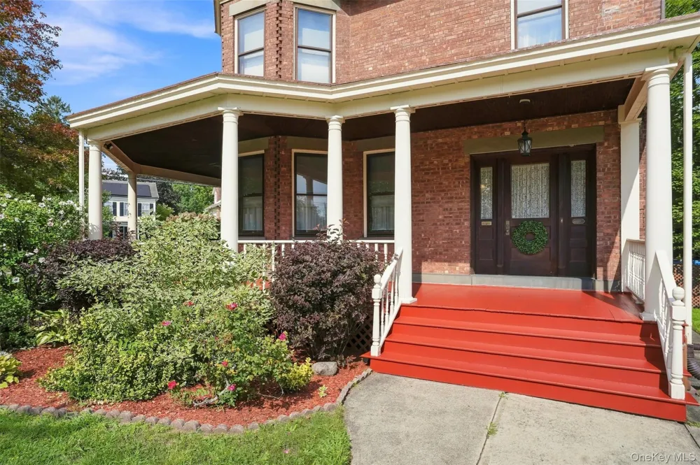349 Albany Avenue Kingston, NY 12401