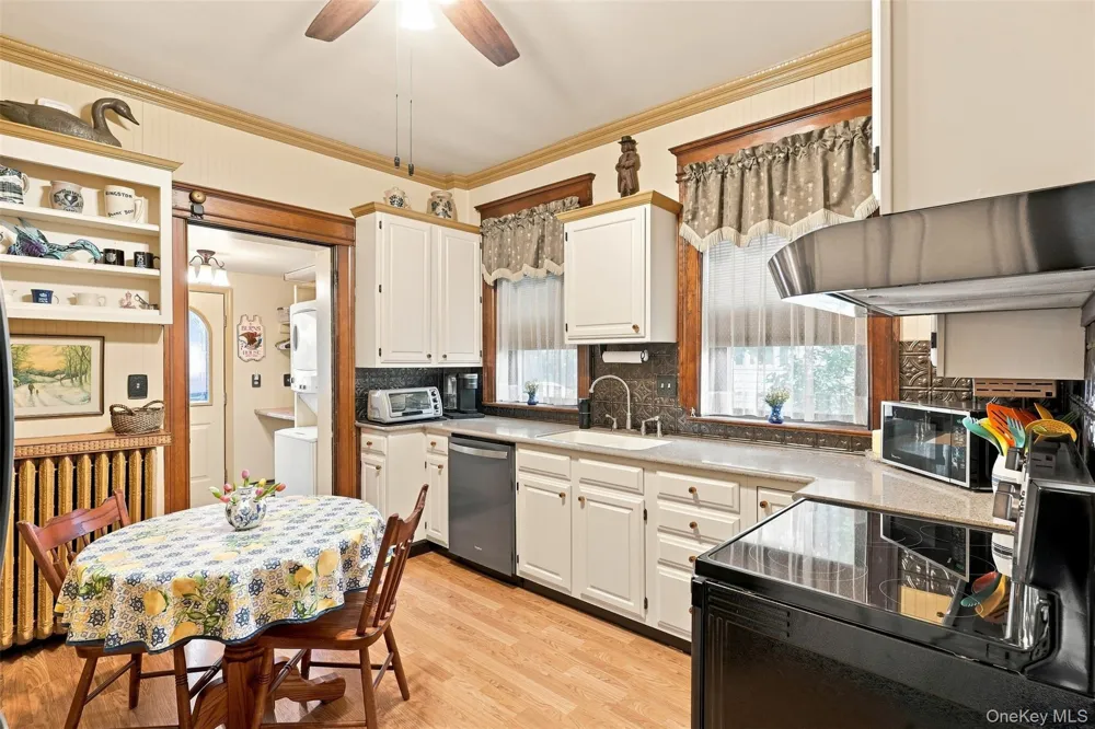 349 Albany Avenue Kingston, NY 12401