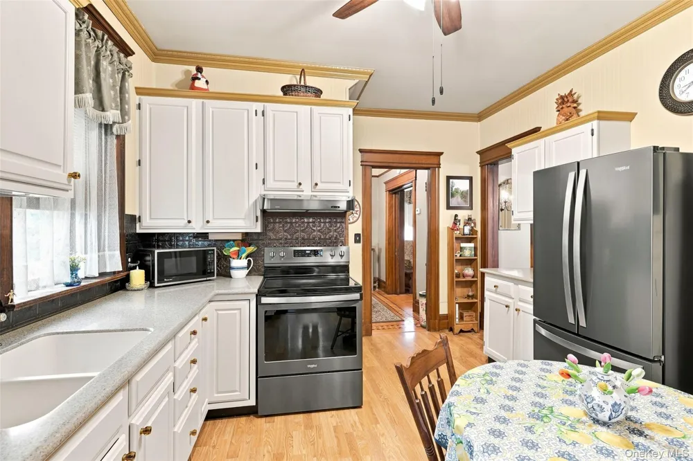349 Albany Avenue Kingston, NY 12401