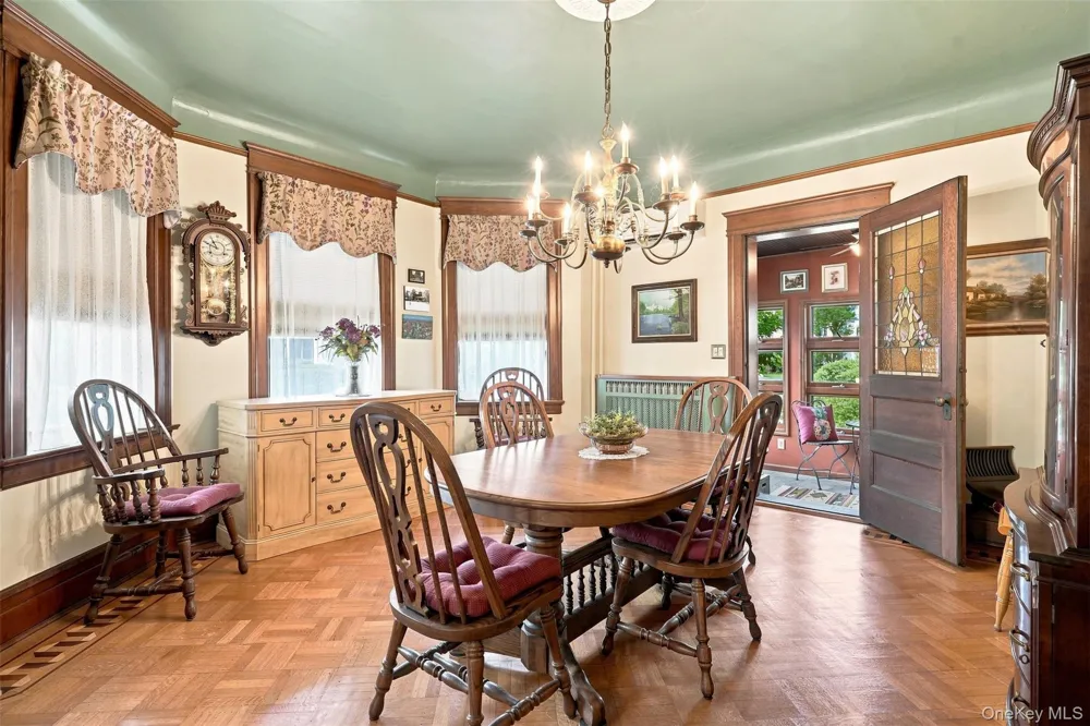 349 Albany Avenue Kingston, NY 12401