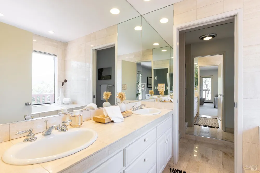 3466 Warm Springs Road Glen Ellen, CA 95442