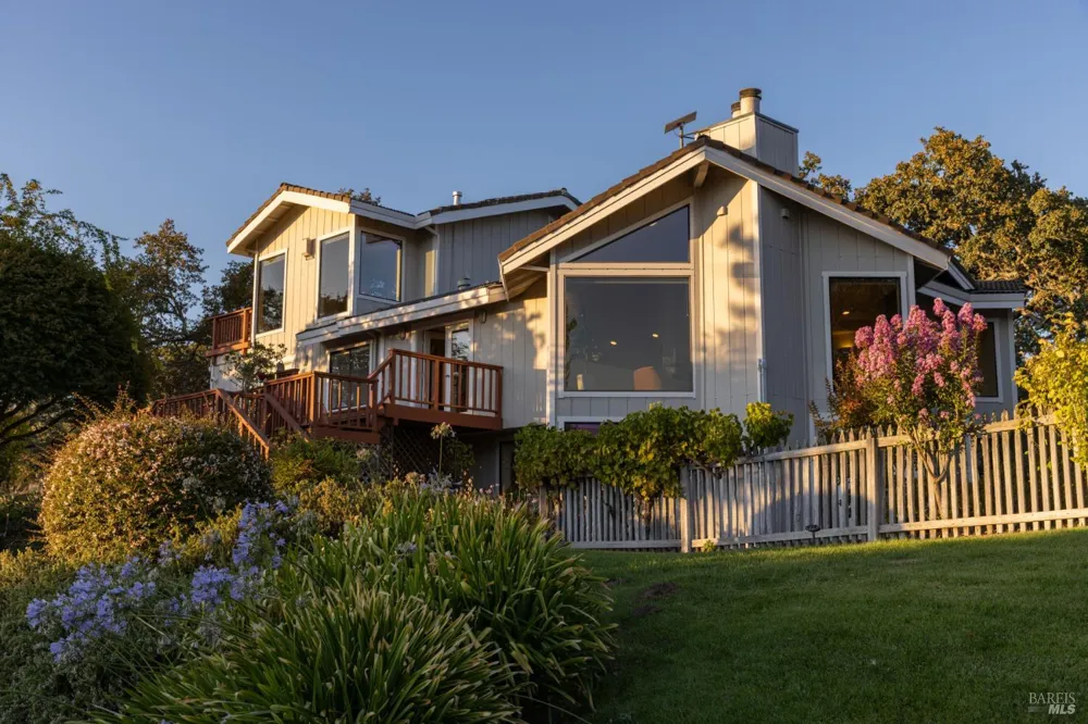 3466 Warm Springs Road Glen Ellen, CA 95442