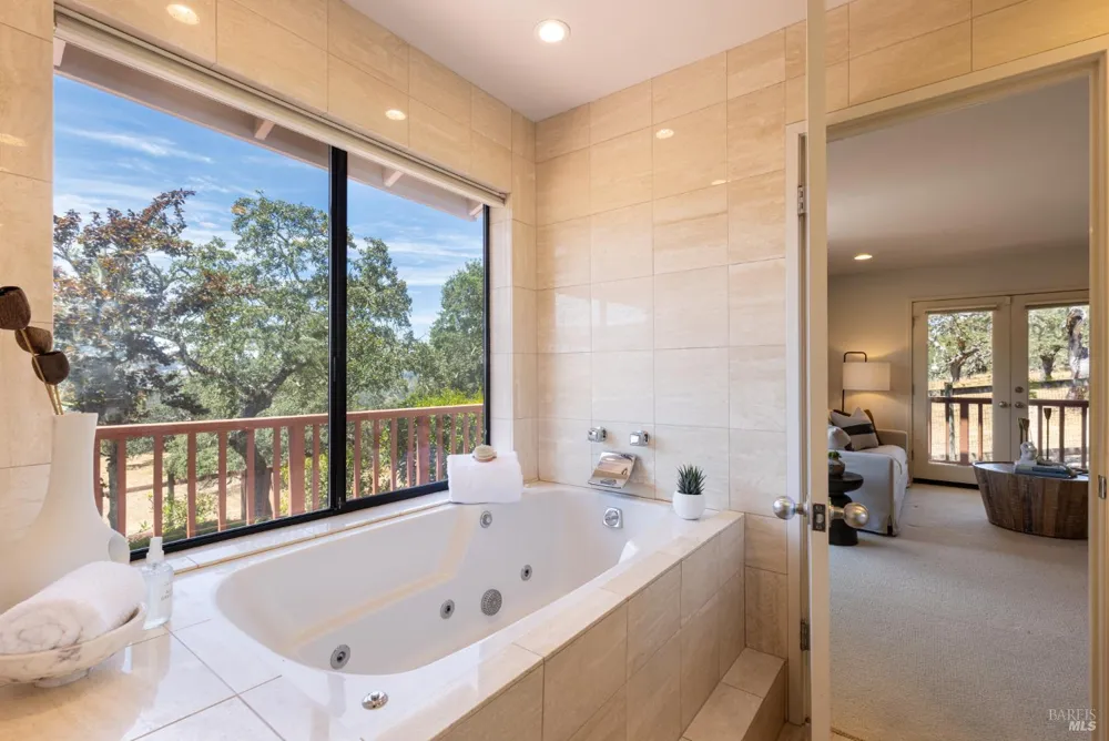 3466 Warm Springs Road Glen Ellen, CA 95442
