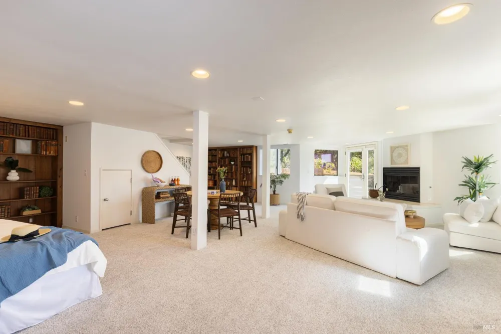 3466 Warm Springs Road Glen Ellen, CA 95442