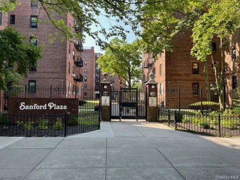144-58 Sanford Avenue #57