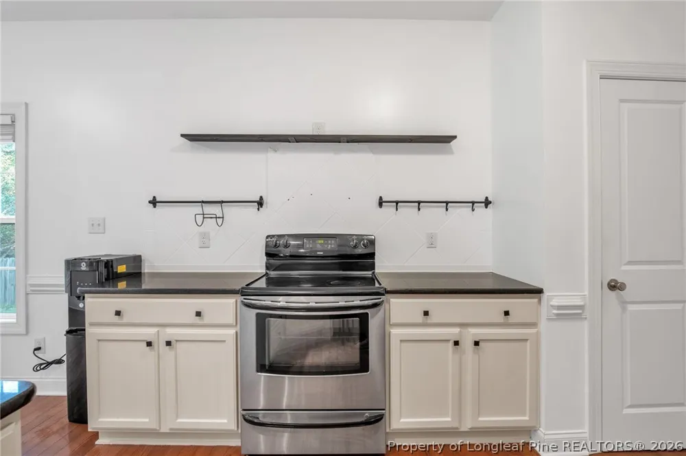 132 Hurdle Lane Raeford, NC 28376