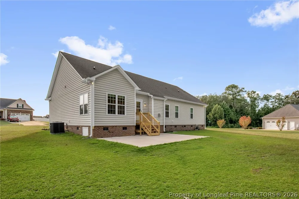 132 Hurdle Lane Raeford, NC 28376