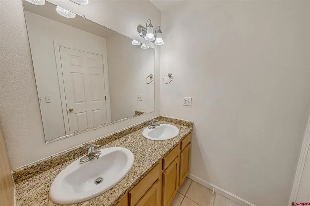 10826 Mesa View Loop Eckert, CO 81418