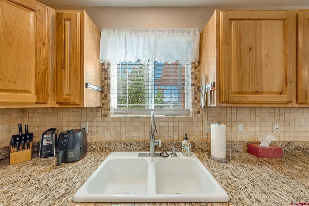 10826 Mesa View Loop Eckert, CO 81418