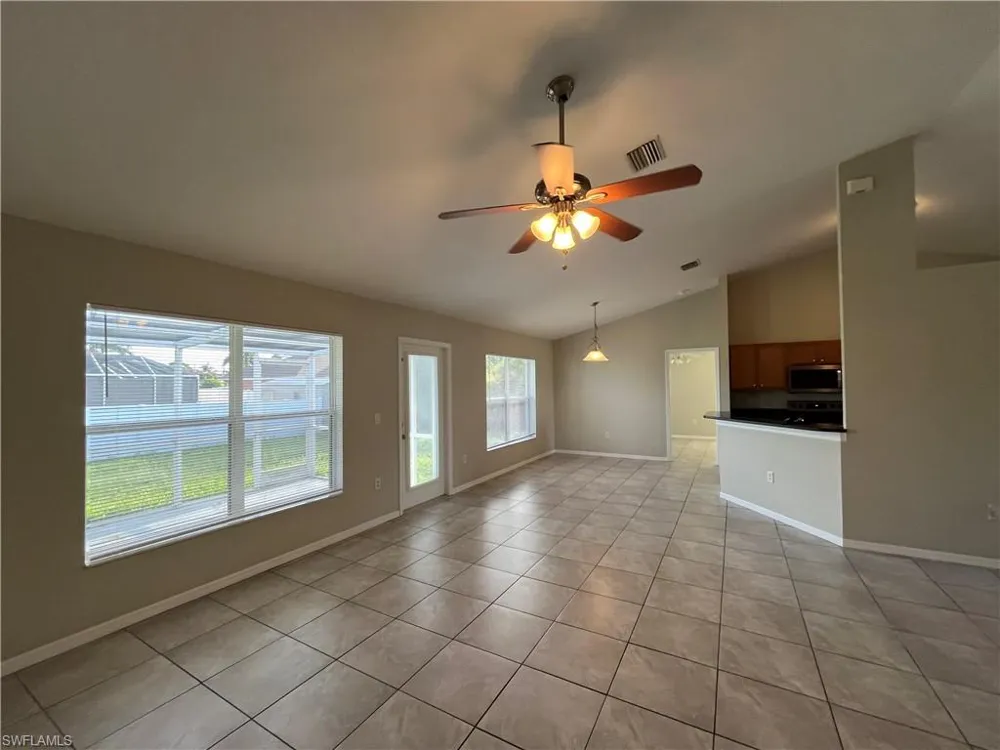 1821 SW 22nd Lane Cape Coral, FL 33991