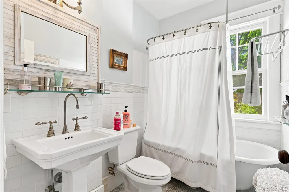 111 S Hamilton Street Poughkeepsie, NY 12601