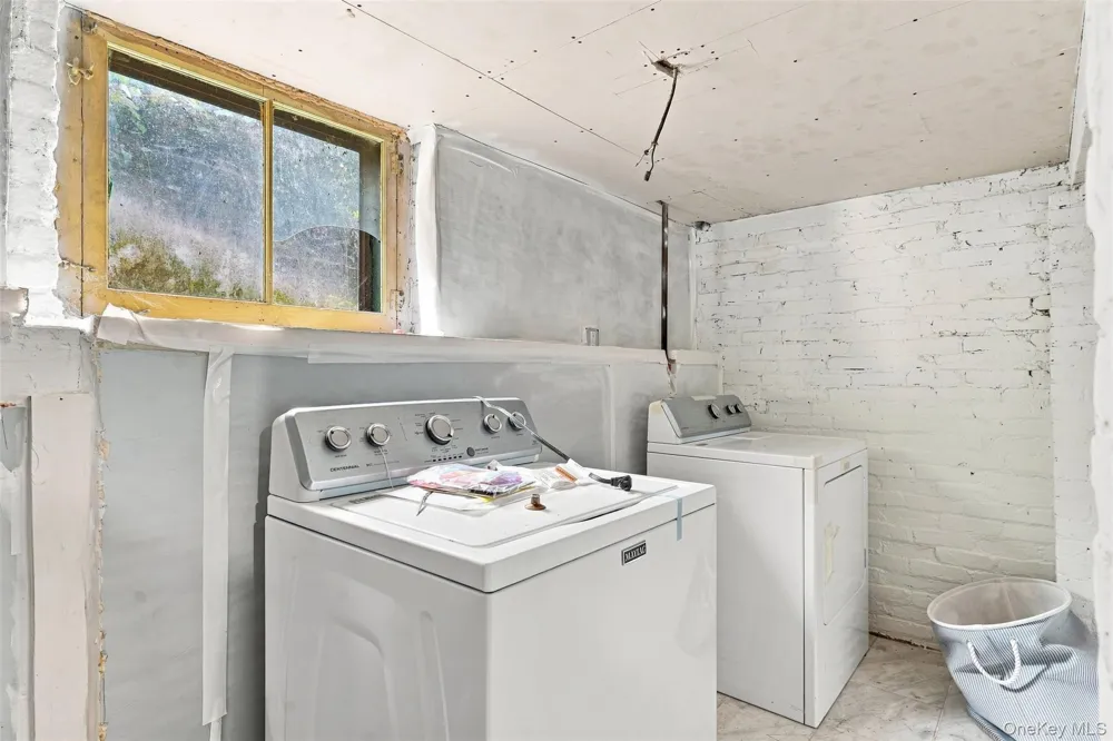 111 S Hamilton Street Poughkeepsie, NY 12601