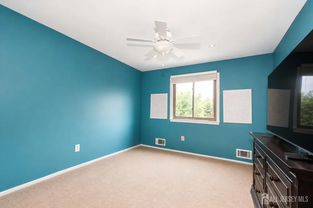 138 Goldmine Lane Old Bridge, NJ 08857