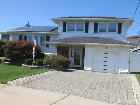 14 Sterling Court