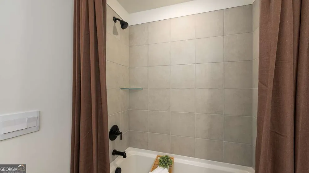 3435 Nectarine LN Peachtree Corners, GA 30092