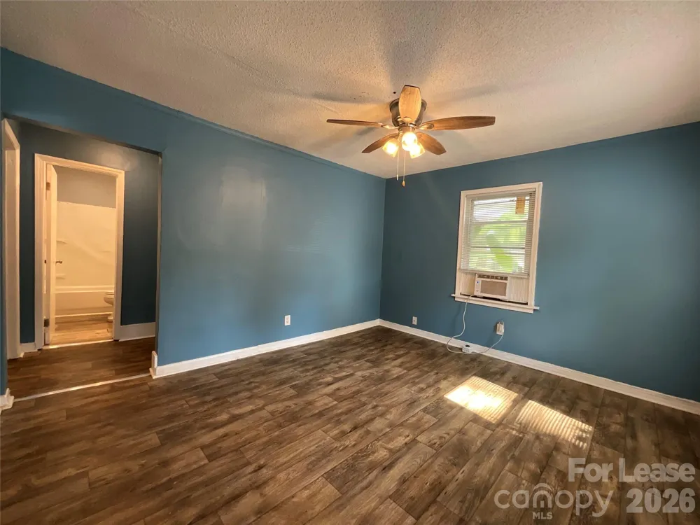 1801 Newland Road Charlotte, NC 28216