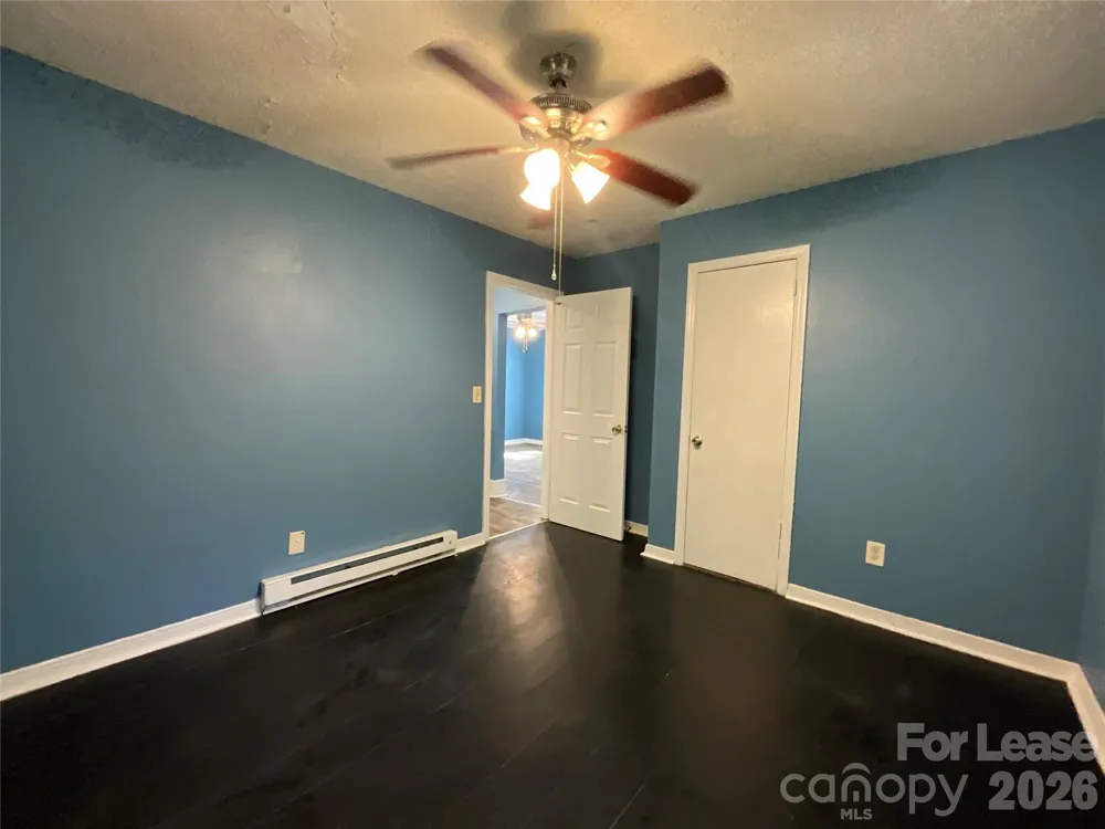 1801 Newland Road Charlotte, NC 28216
