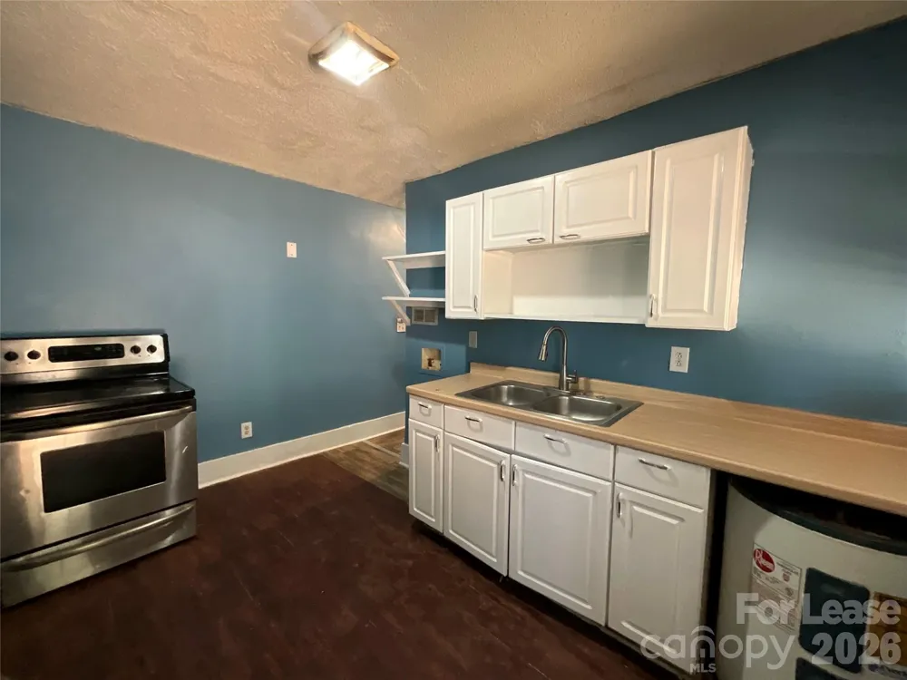 1801 Newland Road Charlotte, NC 28216