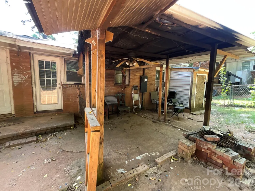 1801 Newland Road Charlotte, NC 28216