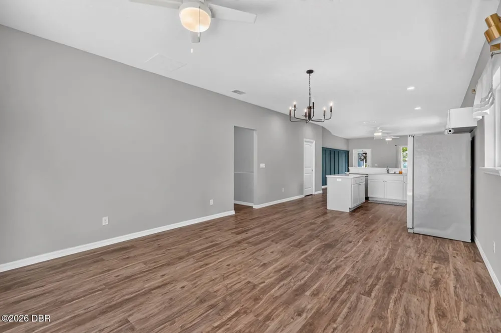 3330 Willow Oak Drive Edgewater, FL 32141