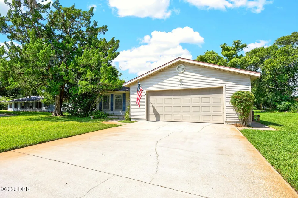 308 Dubs Drive Holly Hill, FL 32117