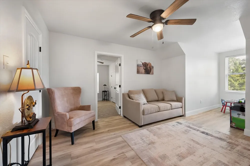 429 Meandering Way Corsicana, TX 75109