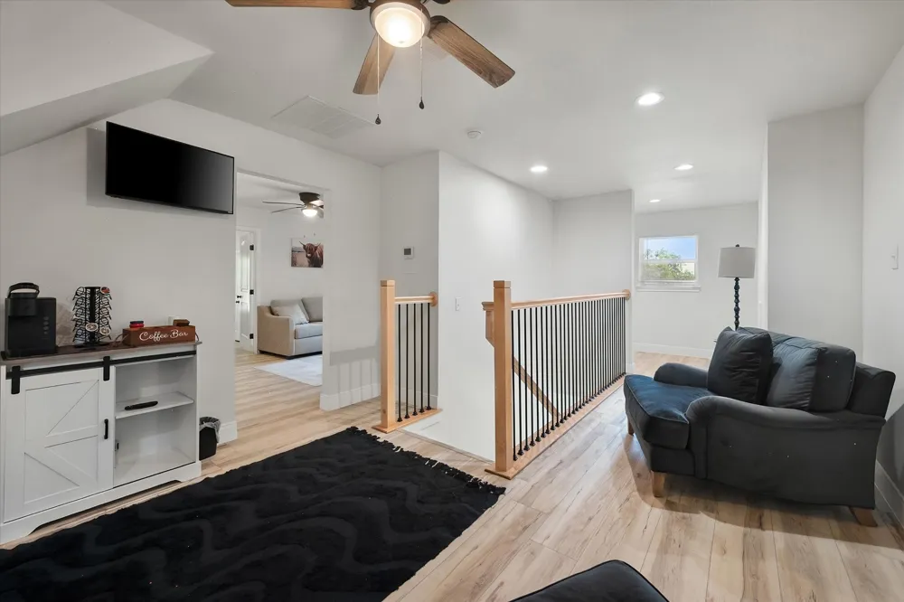429 Meandering Way Corsicana, TX 75109