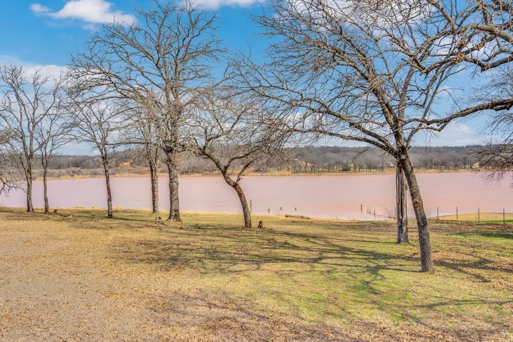 217 Comanche Trail Nocona, TX 76255