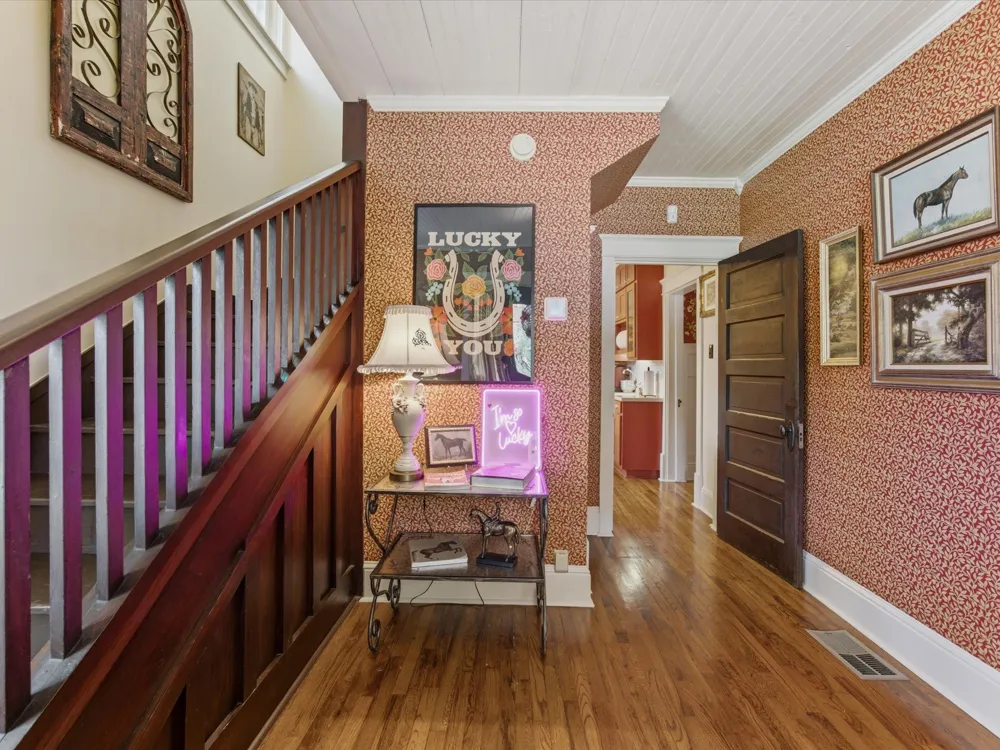 322 W Bridge Street Granbury, TX 76048