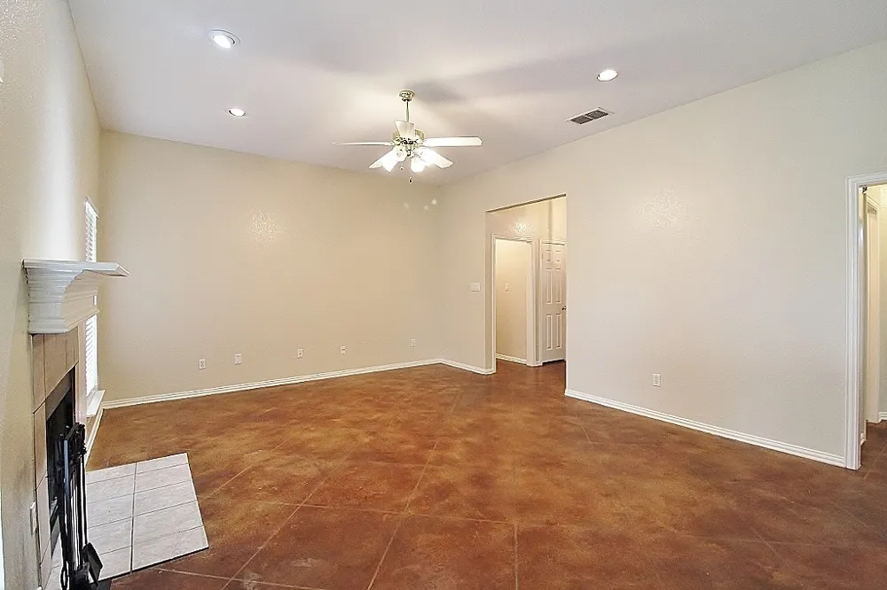 302 Aspen Court W Aledo, TX 76008