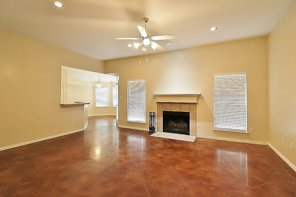 302 Aspen Court W Aledo, TX 76008