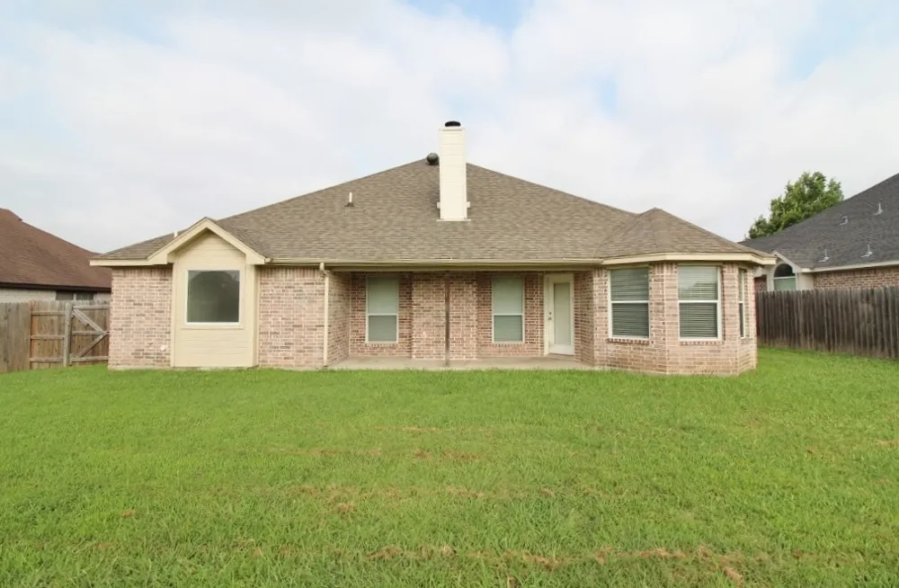 302 Aspen Court W Aledo, TX 76008