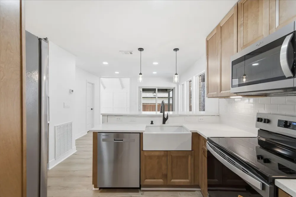 13946 Dolphin Drive Willis, TX 77318