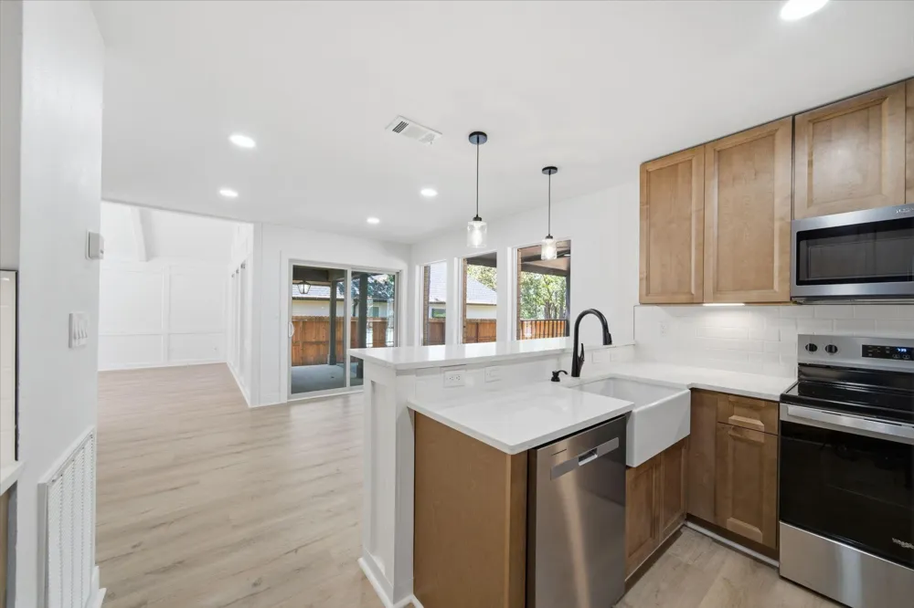 13946 Dolphin Drive Willis, TX 77318