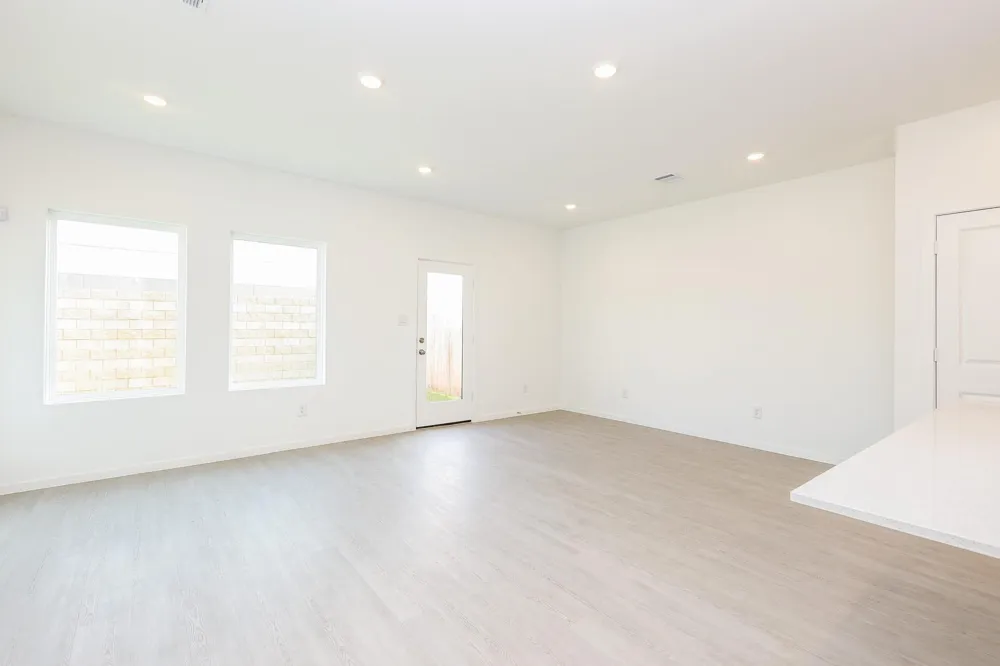 2135 Salinas Drive Rosharon, TX 77583