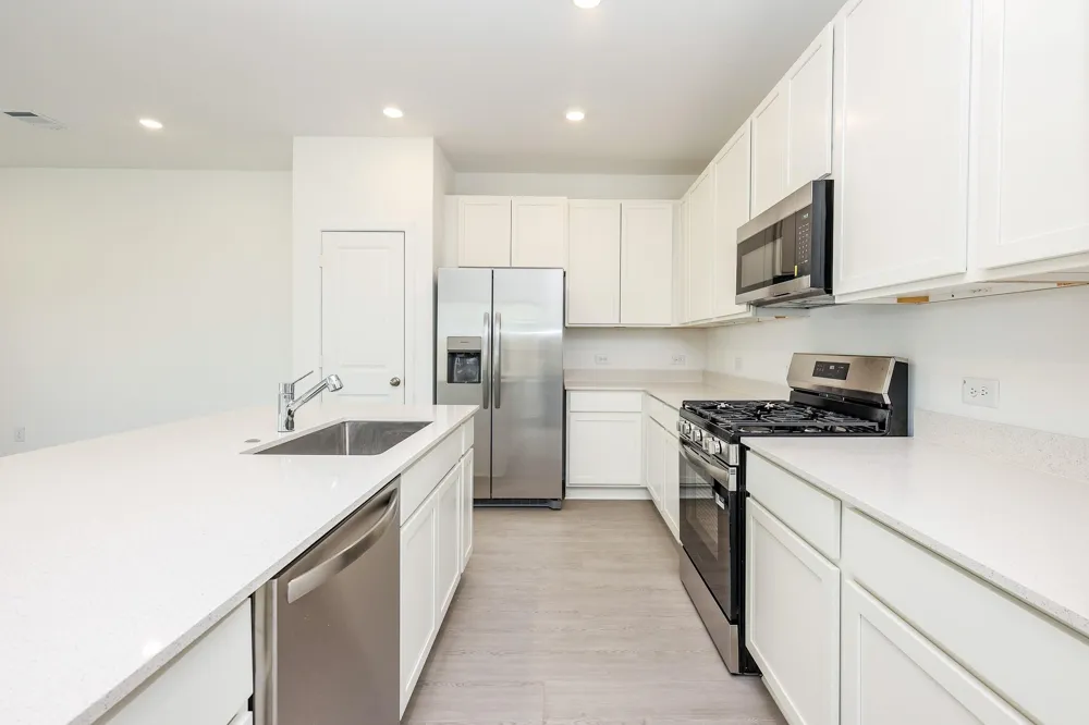 2135 Salinas Drive Rosharon, TX 77583