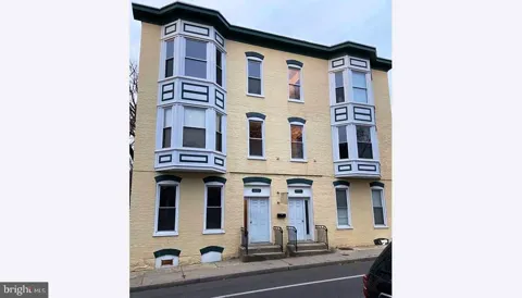 429 LOCUST STREET