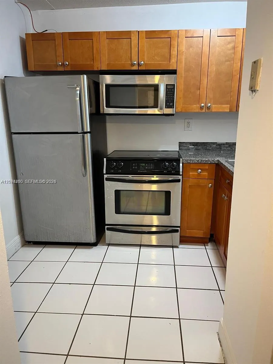 492 NW 165th St Rd #C-210 Miami, FL 33169