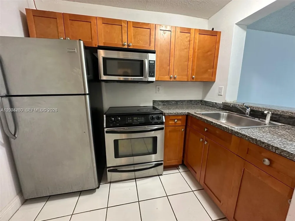 492 NW 165th St Rd #C-210 Miami, FL 33169