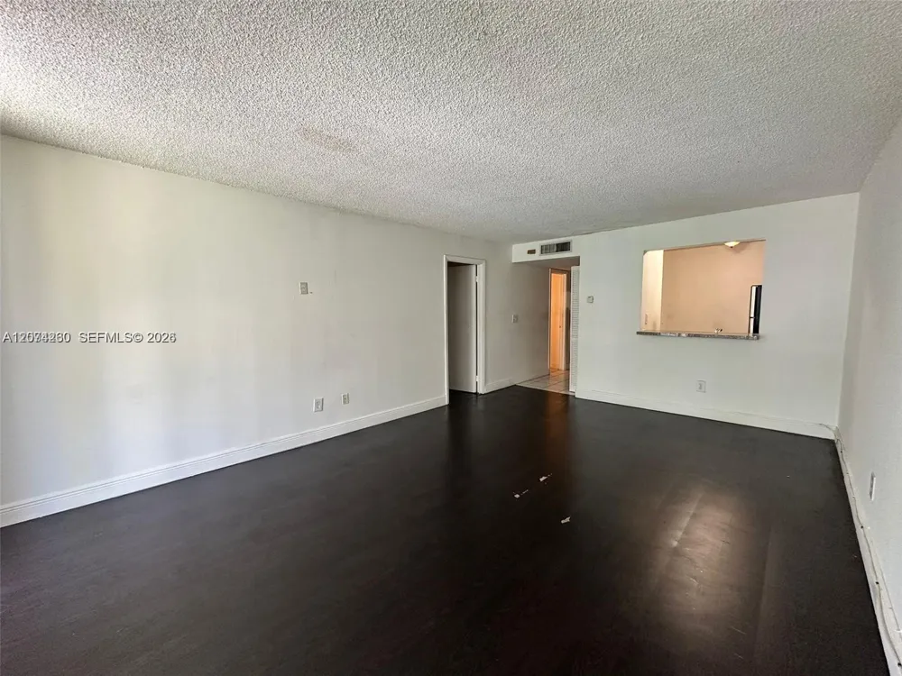 492 NW 165th St Rd #C-210 Miami, FL 33169