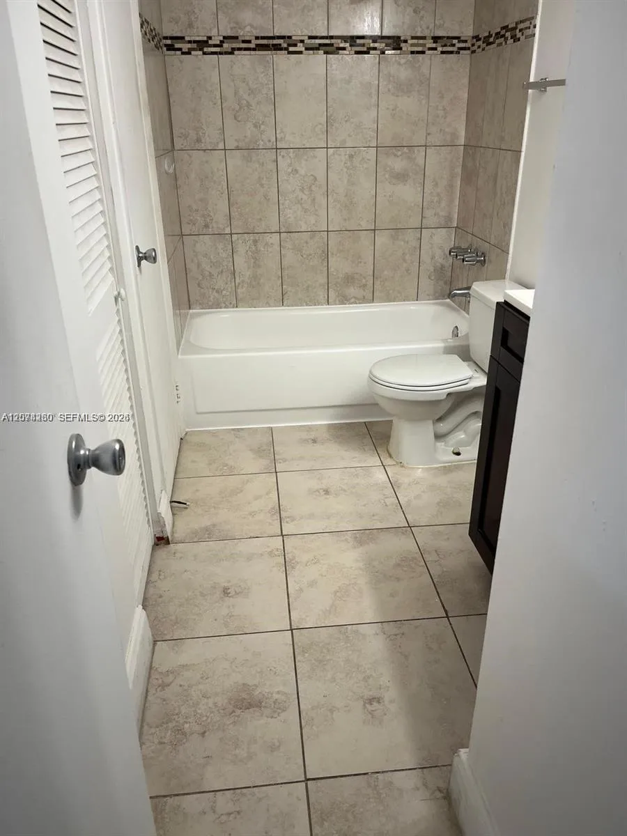 492 NW 165th St Rd #C-210 Miami, FL 33169